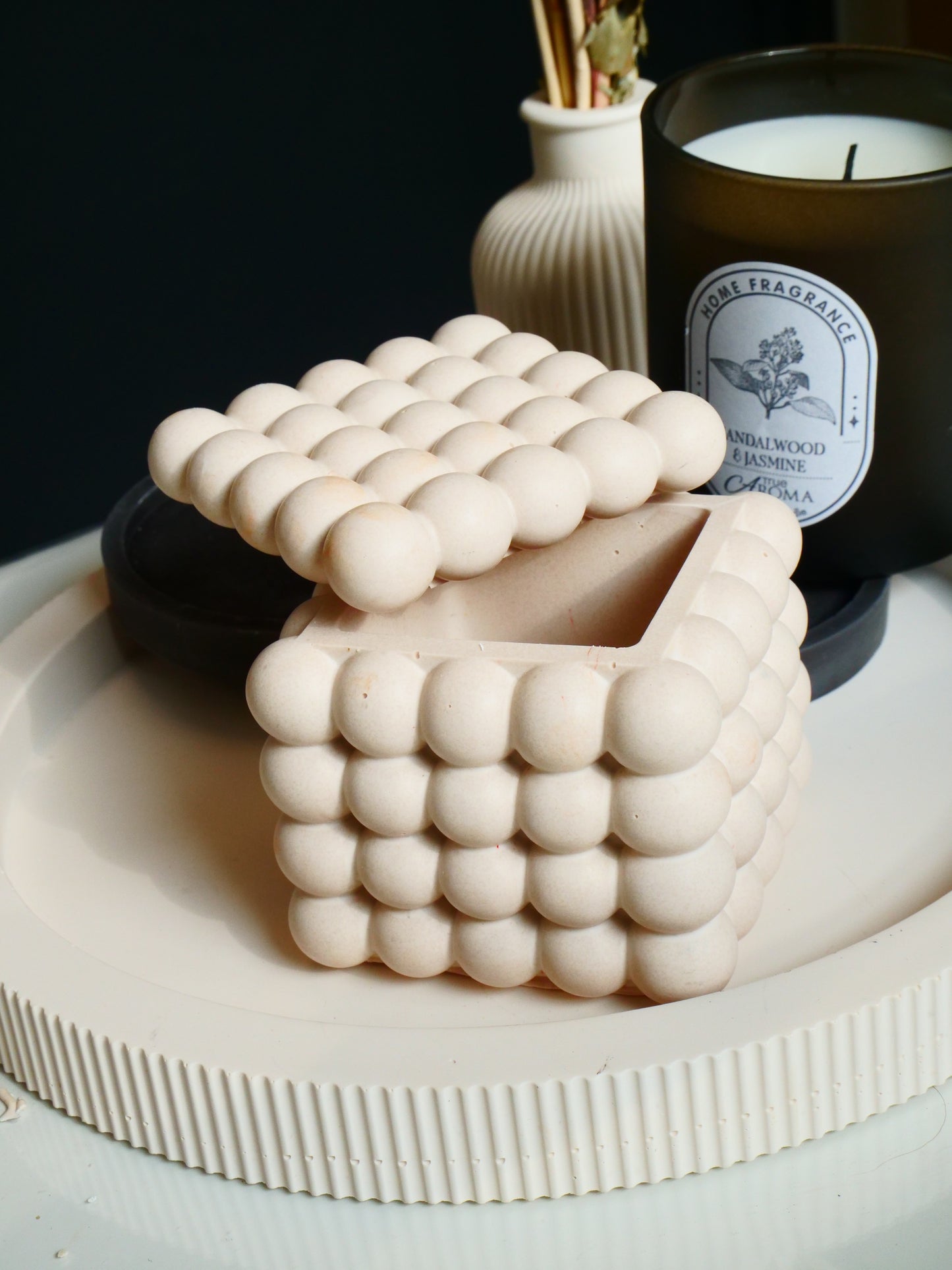 Bubble Jar with Lid